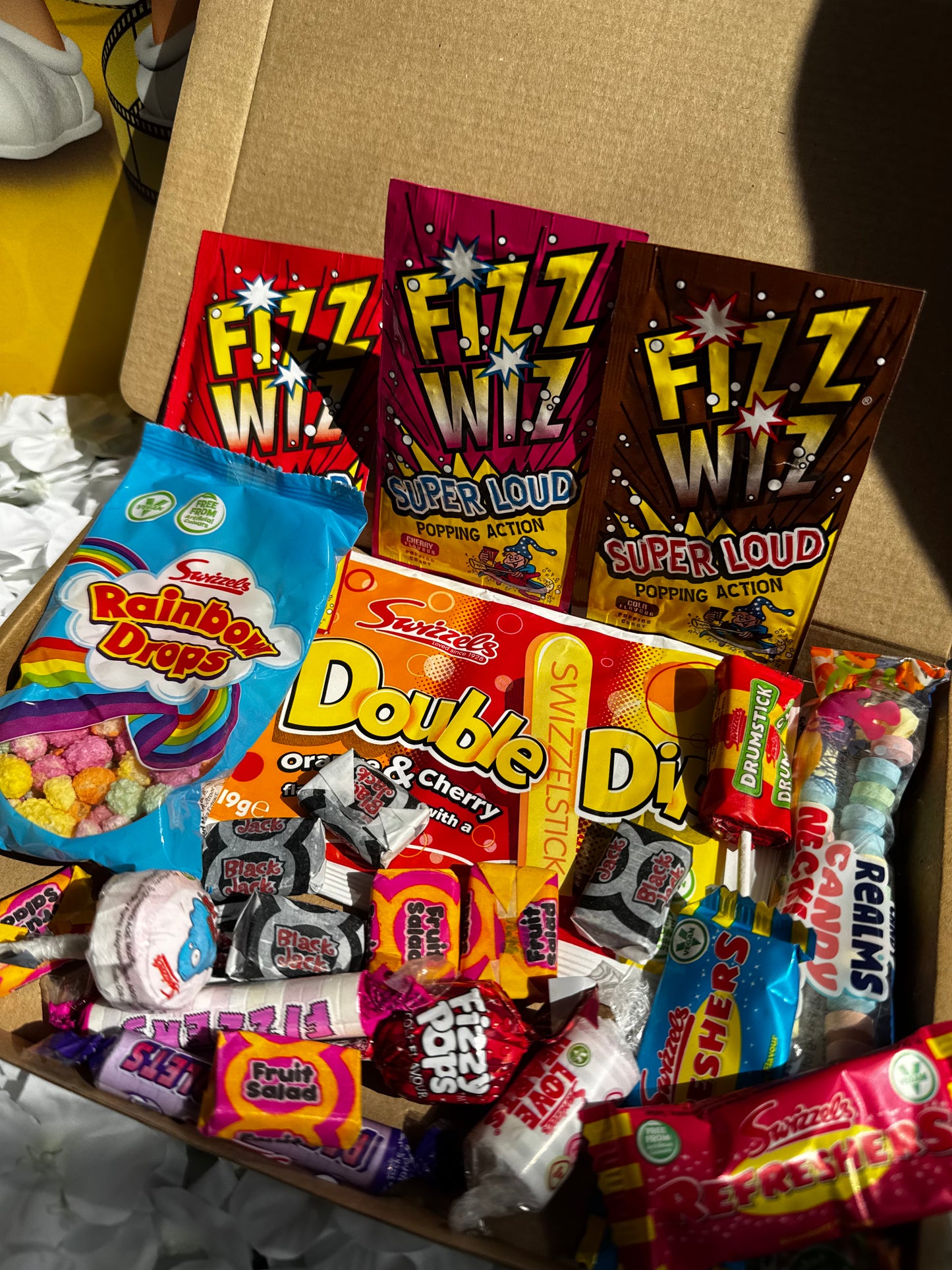 RETRO MAIL TREATZ LETTERBOX MIX